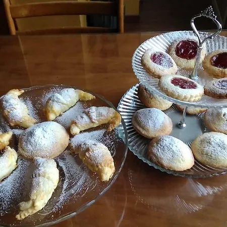 La Mediterranea Bed & Breakfast *